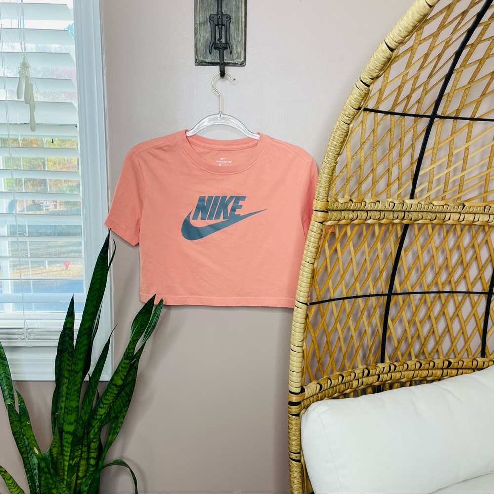NIKE cropped woman’s t-shirt